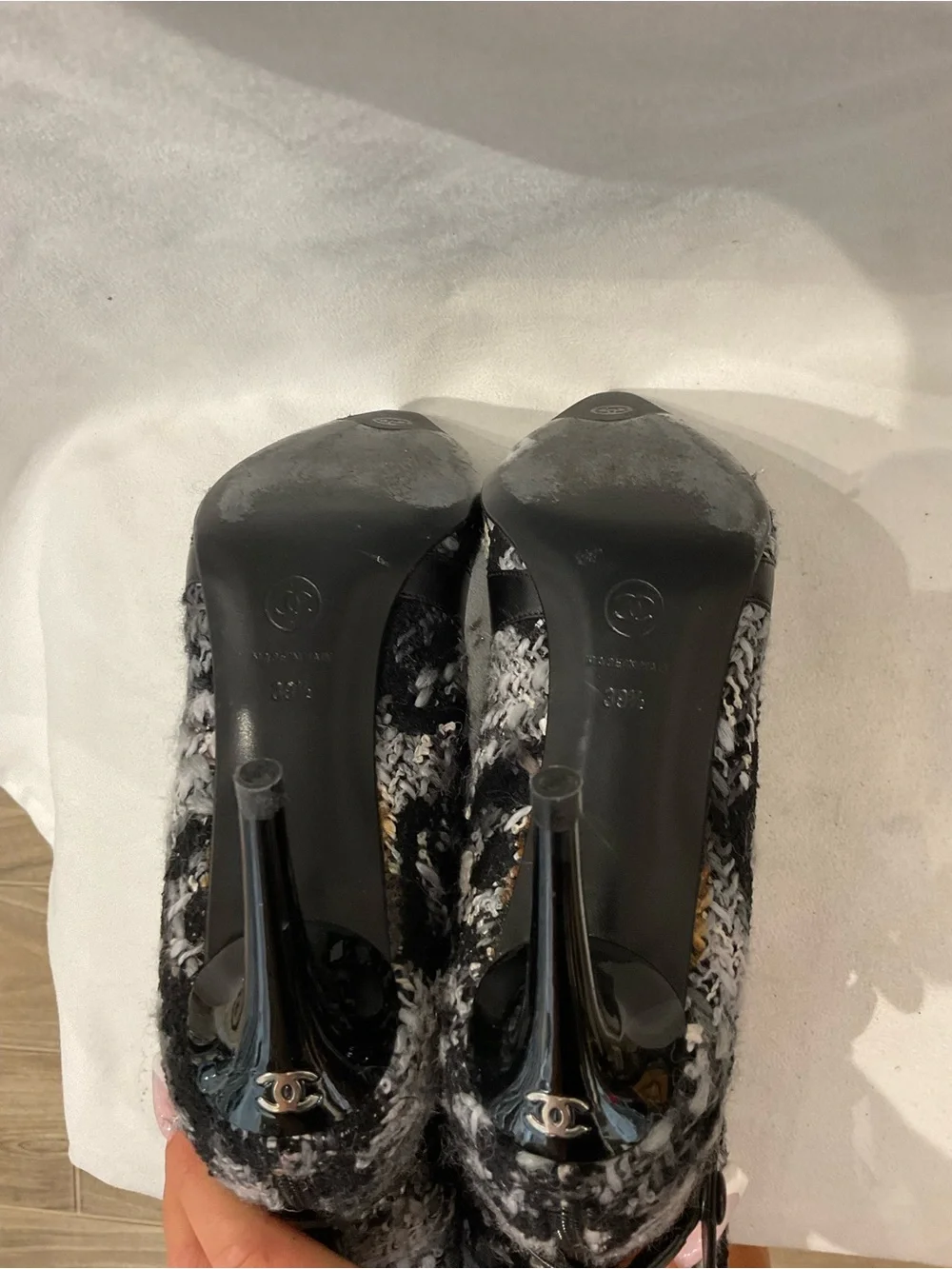 CHANEL vintage black